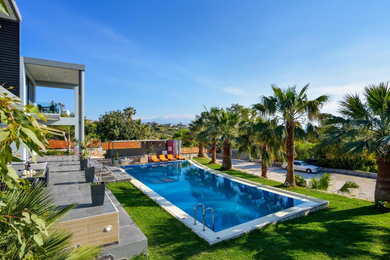 Adorno Luxury Villas 코라파키아 외부 사진