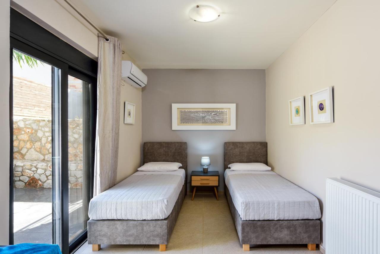 Adorno Luxury Villas 코라파키아 외부 사진