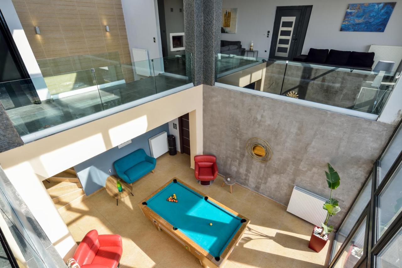 Adorno Luxury Villas 코라파키아 외부 사진