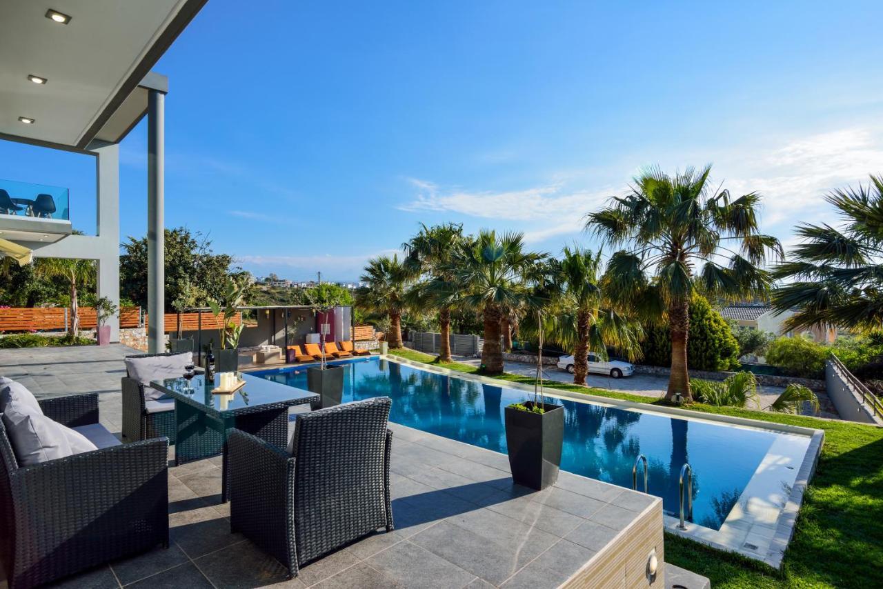 Adorno Luxury Villas 코라파키아 외부 사진