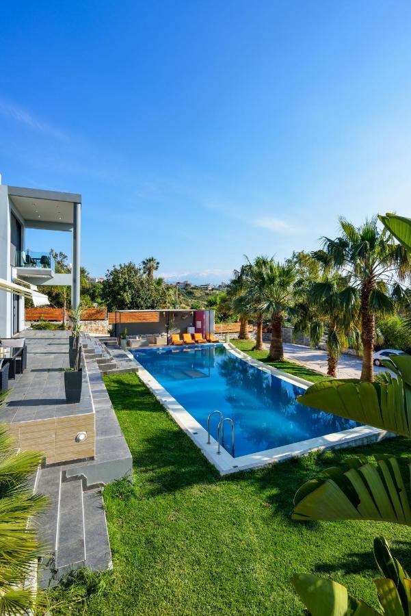 Adorno Luxury Villas 코라파키아 외부 사진